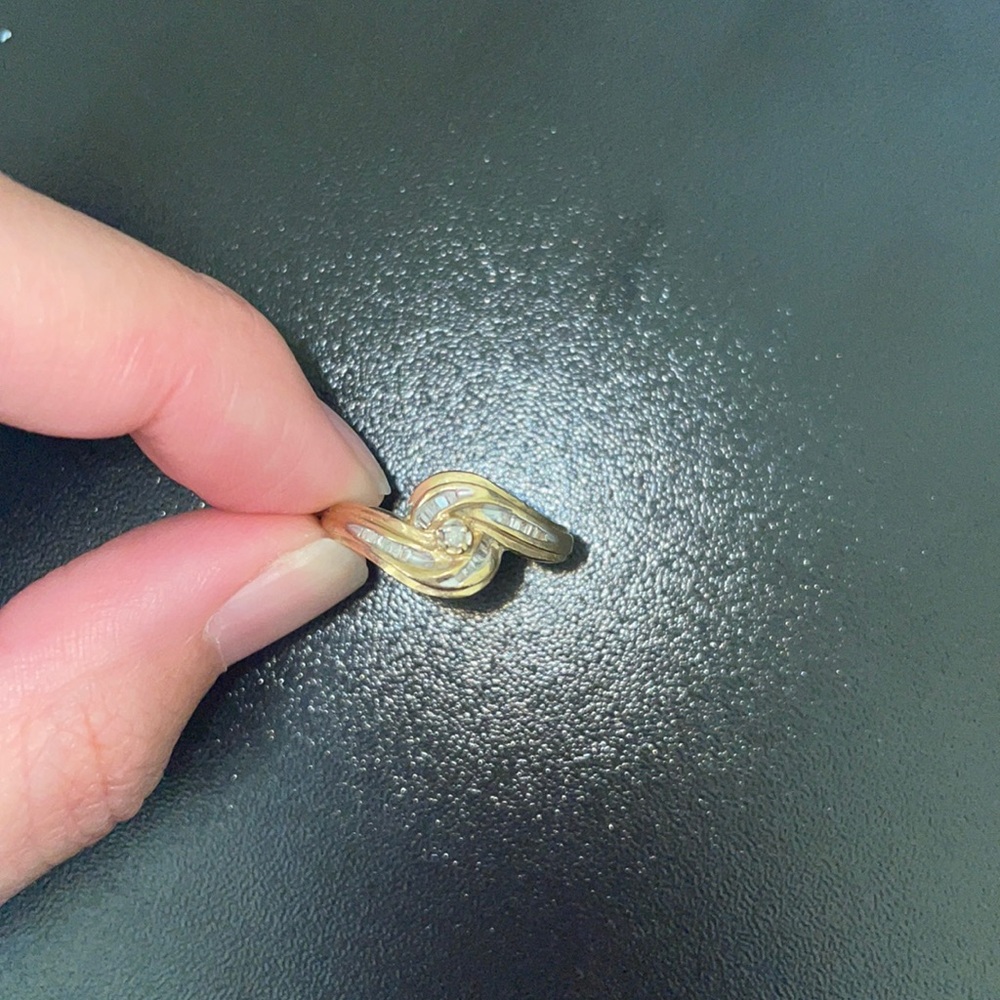 Diamond ring